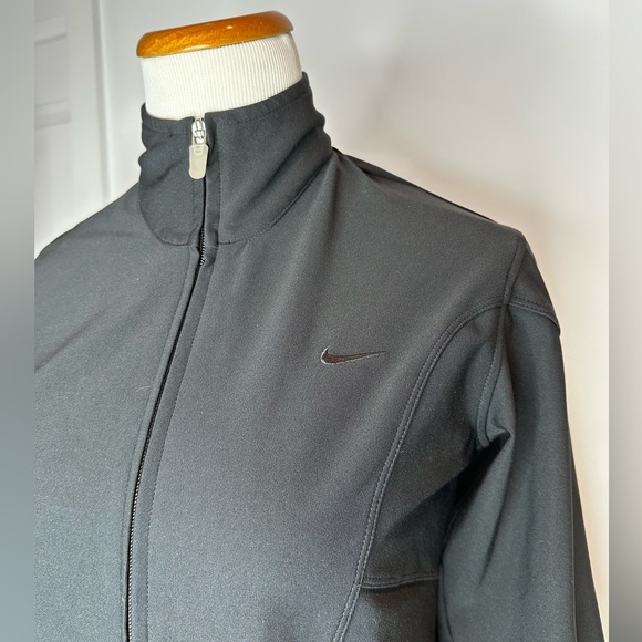Women’s NIKE black size Small Jacket - Picture 3 of 7